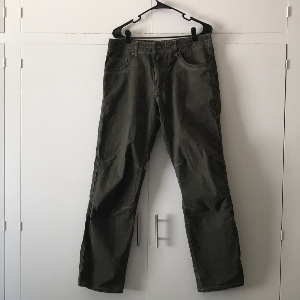 Men’s Kuhl pants